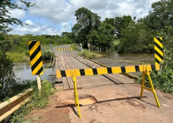 viaduto, passarela, travessia