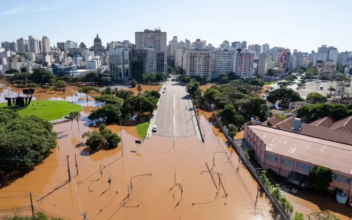 ampliada, em andamento, contagem, processual;