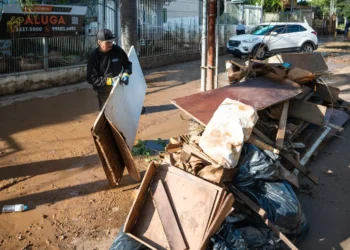 remoção, esgotamento, coleta;