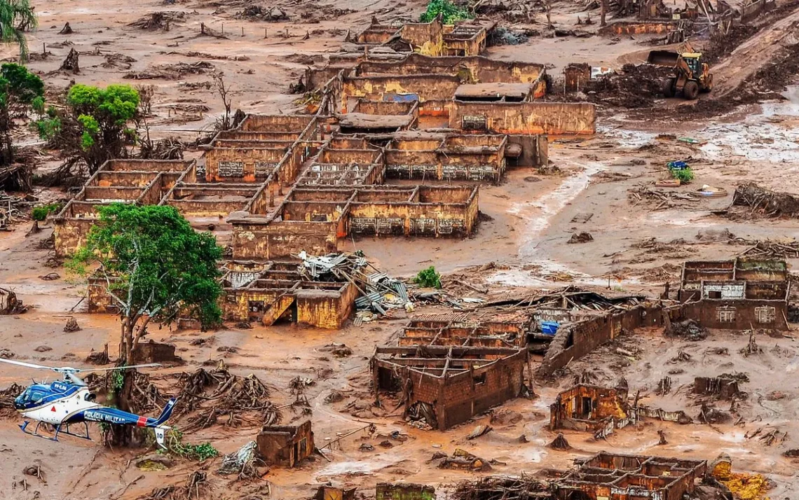 empresas de mineração, companhias mineradoras;