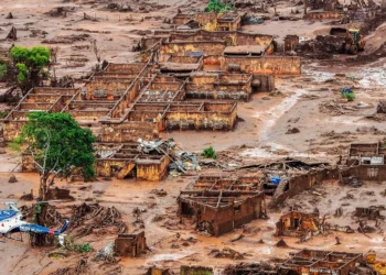 empresas de mineração, companhias mineradoras;