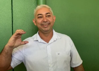 Carpejane Gomes: o candidato a vereador do Coronel Carlos Augusto eleito em Teresina Eliézer Rodrigues / Portal A10+ - Todos os direitos: © A10 Mais